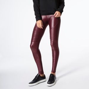 Carbon38 Abbot Kinney Wine Moto Shine Leggings - Size Small (S)